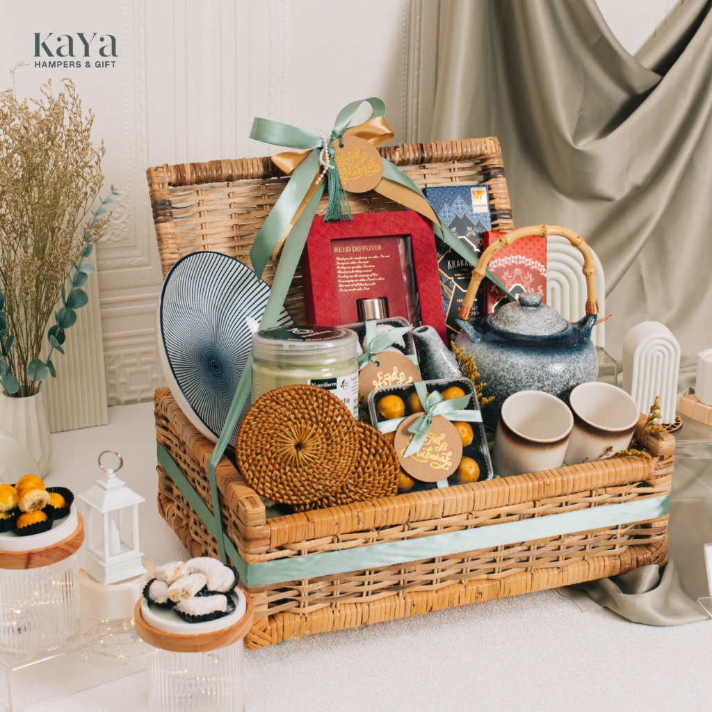 

Hampers Lebaran Hari Raya Premium Modesty Kaya Hampers and Gift