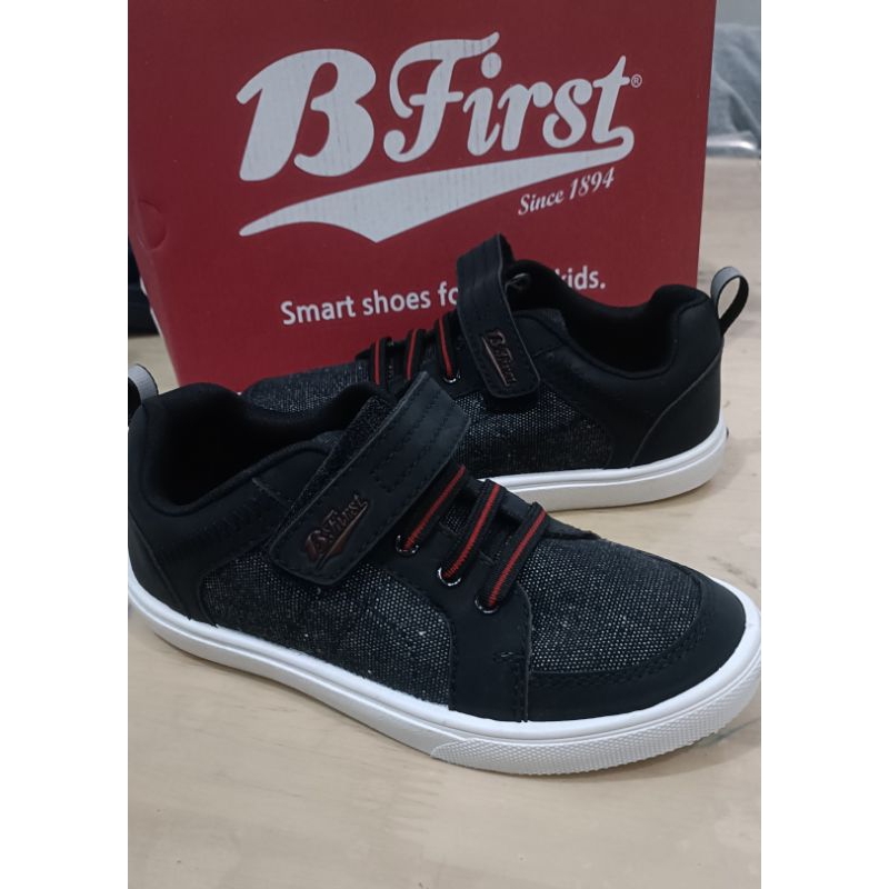 B first Sepatu Anak Unisex Black
