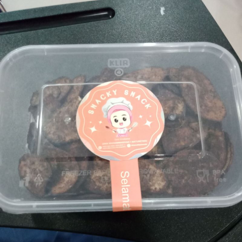 

Snacky Snack Keripik Pisang Coklat Camilan 110 gram