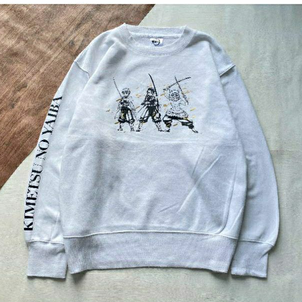 CREWNECK GU X KIMETSU NO YAIBA