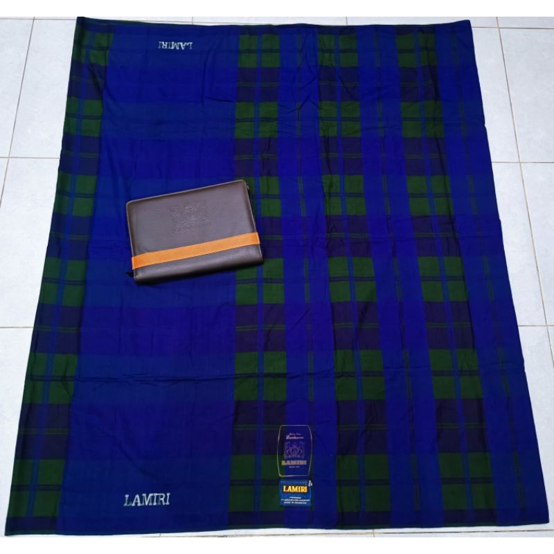 Sarung Lamiri KDT Sutera Jahit Tengah Second 1x pakai