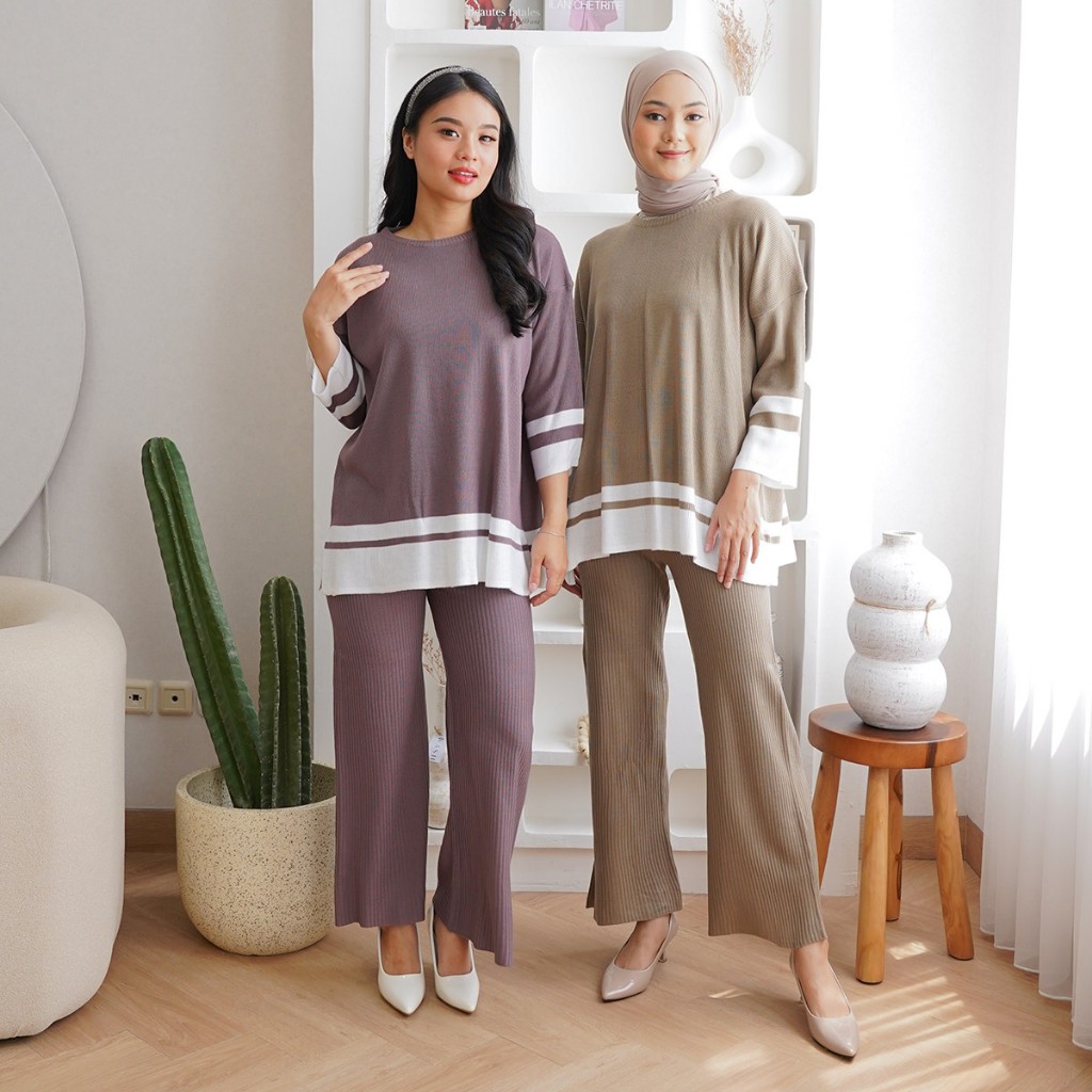 Setelan Wanita One Set Rajut Zoya