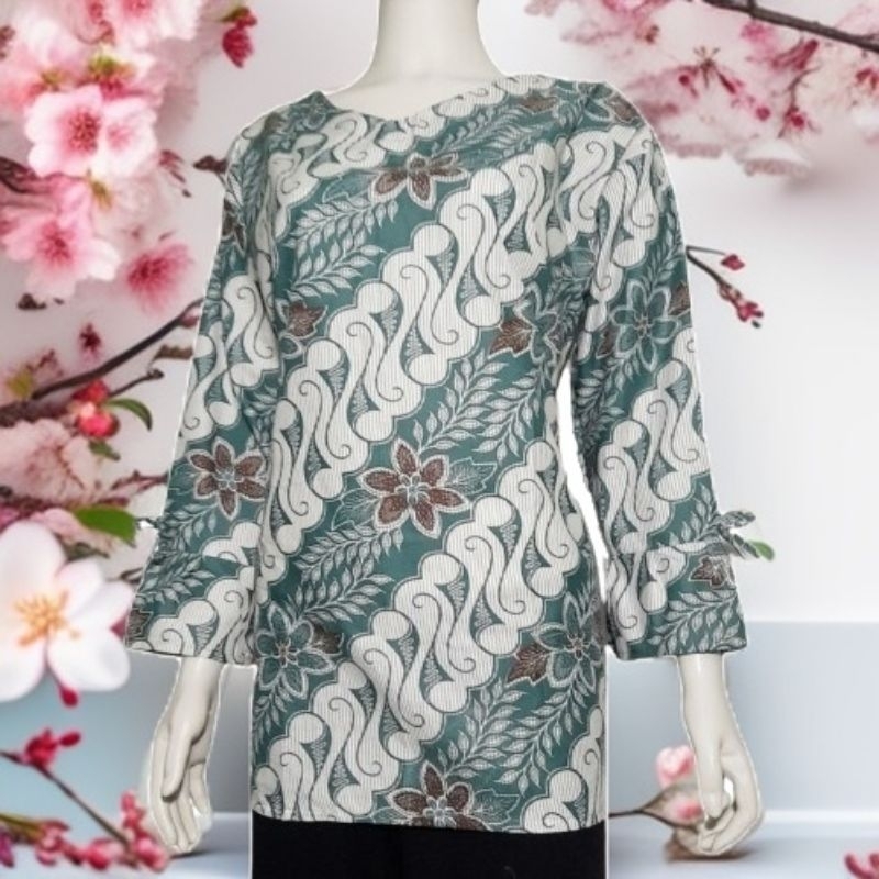 Blus Batik Bunga Trompet  Ld 110 - 120