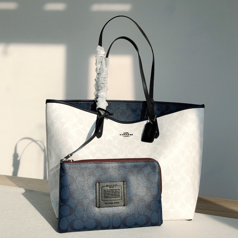 Ready Tas Coach Tote Reversible City Tote In Blocked Signature Canvas White Navy