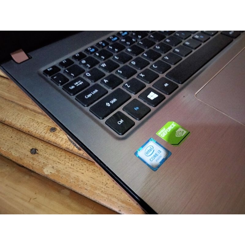 Acer aspire E5-476G core i3- 6006U Ram4gb SSD128+HDD1tb vgaNvidia MX130