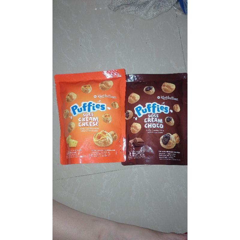 

puffies soes cream choco / keju by kartika sari 72 gr