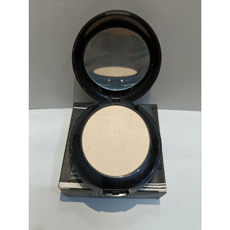 Bedak MAC POWDER CAKE Fashion Color