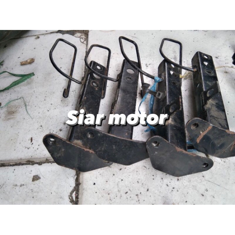 dudukan tameng dalem  Mio j original