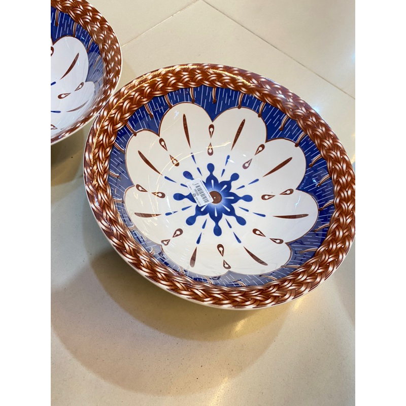 Piring dan Mangkok Papyrus Uno (formia)