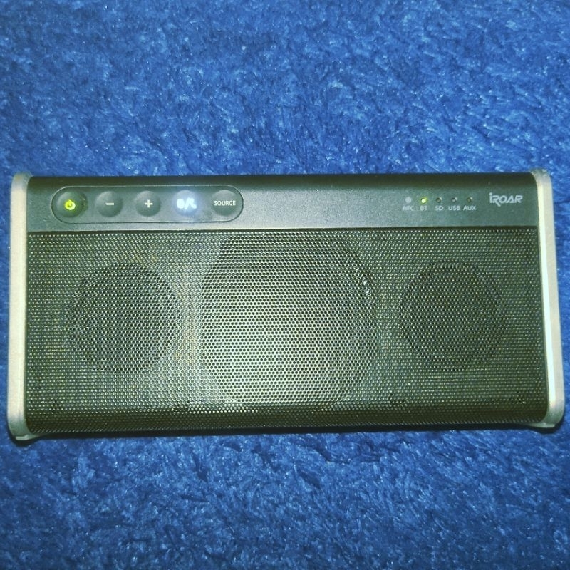 Speaker Portable Creative Iroar Go