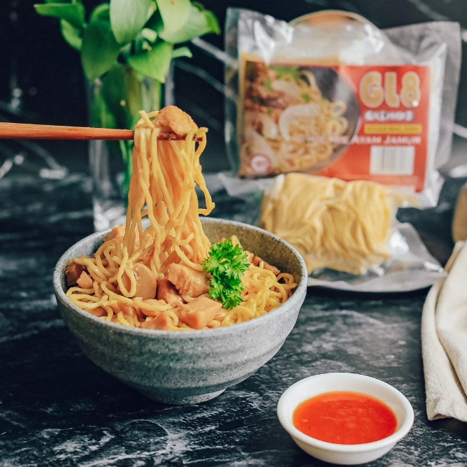 

CWIMIE AYAM JAMUR KHAS GL8 FROZEENFOOD