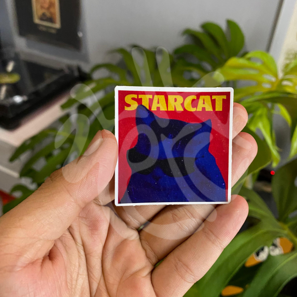 

stiker kucing / sticker aesthetic / sticker tumblr /stiker premium / stiker hp / stiker laptop / stiker helm / stiker tahan air