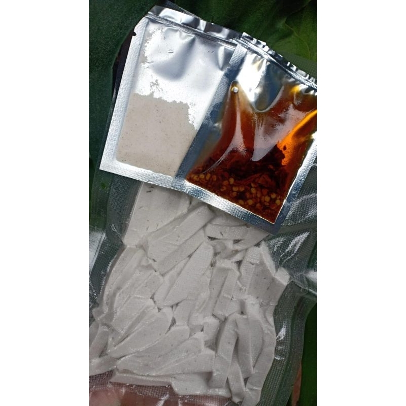 

Basreng enak siap goreng 250 gram + bumbu asin + sambal chili oil