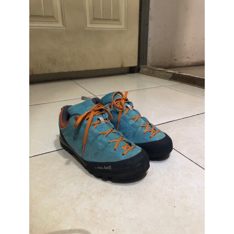 sepatu outdoor montbell second size 38