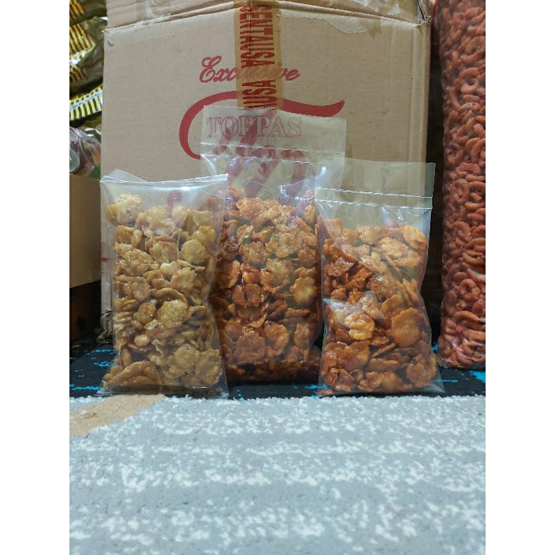 

Emping blinjo manis dan pedas manis