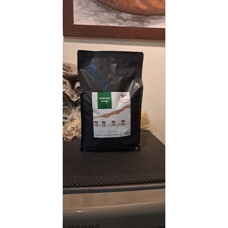 

Roasted Bean Full Arabica Blend (Espresso Based)