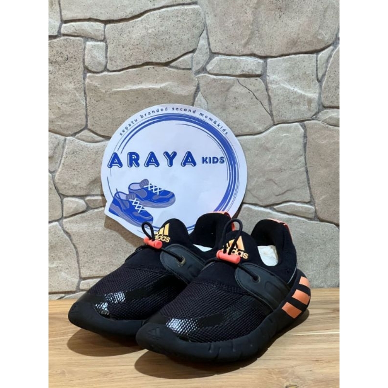 SEPATU SECOND BRAND ADIDAS