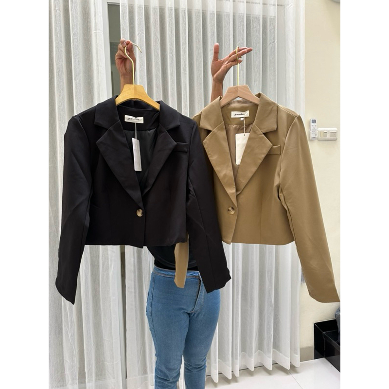 READY STOCK WANWAN YUDAN CROP BLAZER BANGKOK
