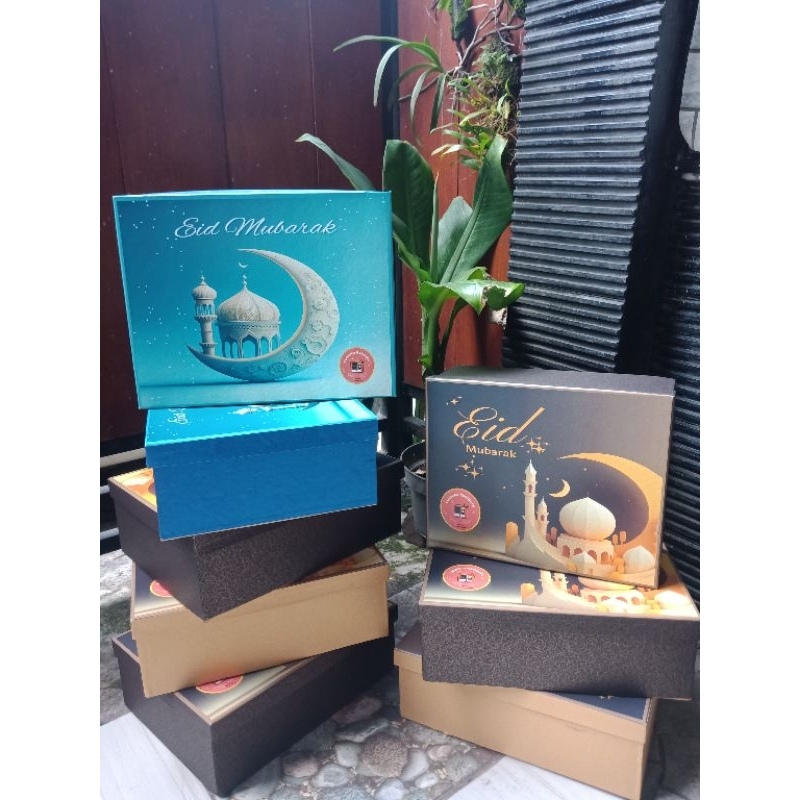 

Kotak Hampers Lebaran- eid mubarak bahan hardbox 30x24x11cm