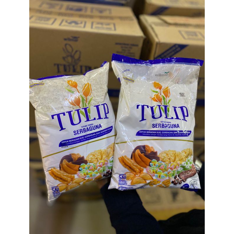 

Tepung terigu serbaguna TULIP kemasan 1kg