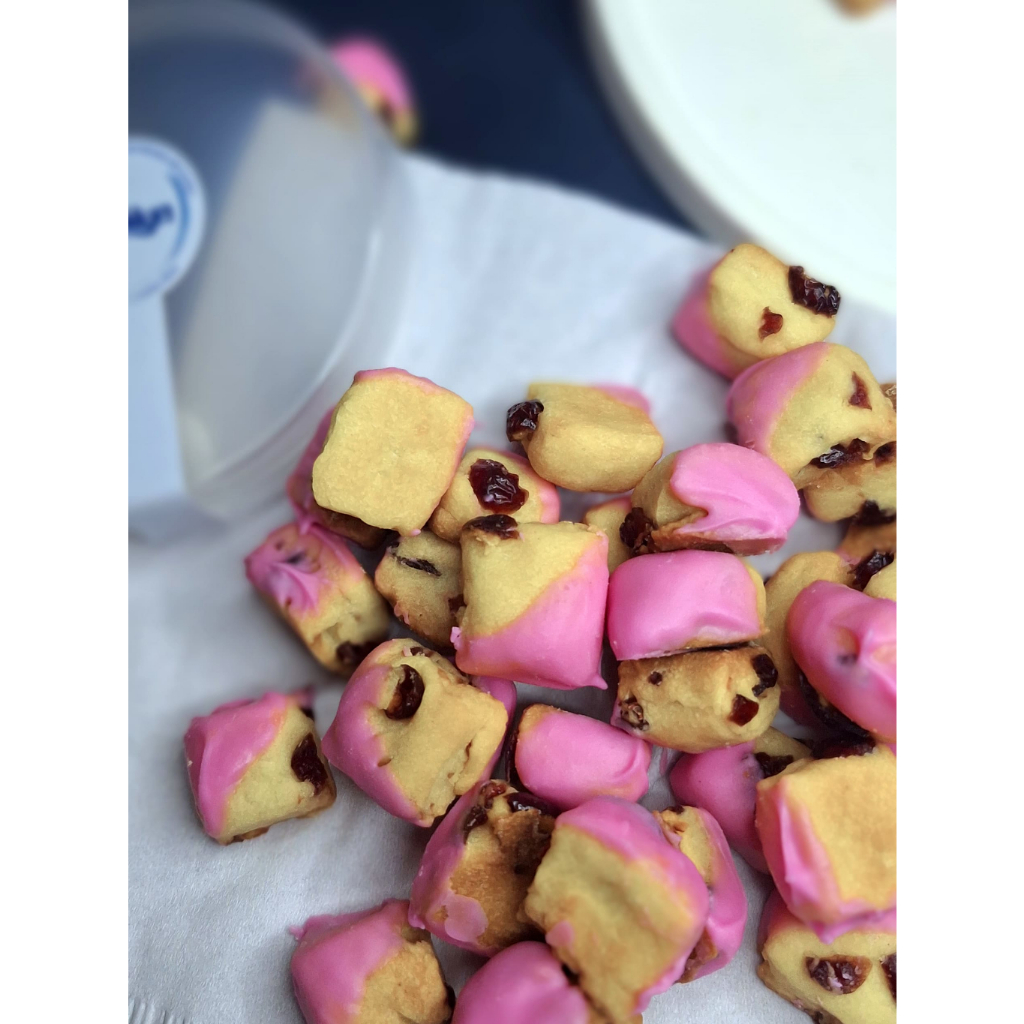 

Strawberry Chocolate Cranberry Cookies