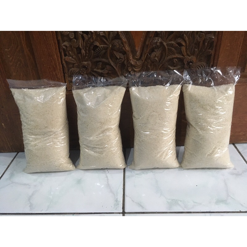 

Gula pasir kiloan