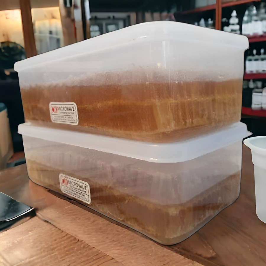 

Madu Murni + Sarang