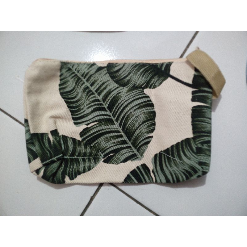 

pouch
