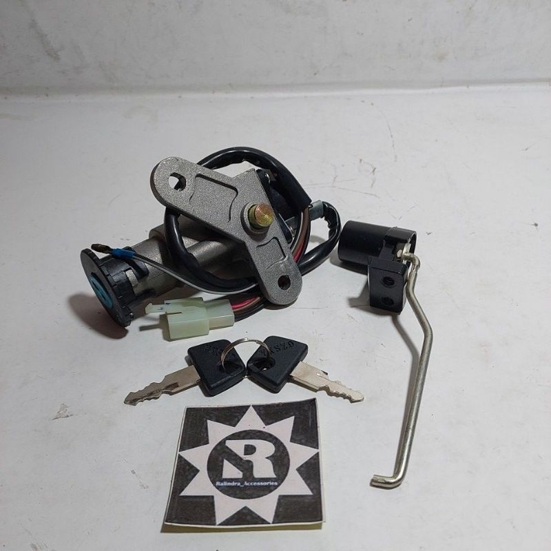 KUNCI KONTAK DAN JOK KAWASAKI KAZE / KAZE R