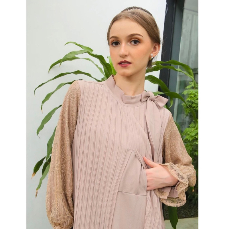 shaima dress by d amora nursing wear