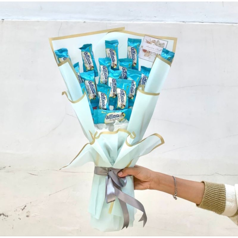 

Bouquet snack / bucket snack cocok untuk hadiah wisuda / graduation / ulang tahun / anniversary / birthday kualitas premium, estetik