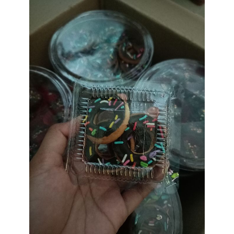 

dila93store❤️cookies donut cokelat kemasan mika