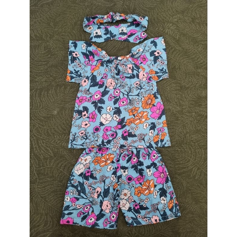 Set Baju Anak Bayi Perempuan free Bando Motif Rayon Bali 1 tahun