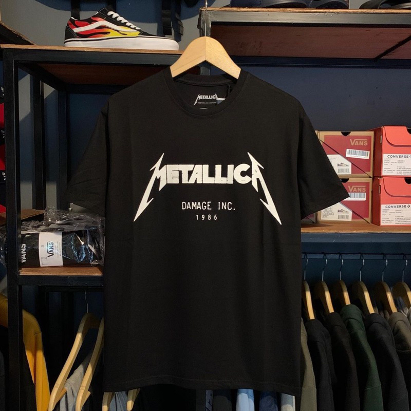 T-Shirt Metallica Pull and Bear / T-SHIRT PULL AND BEAR METALLICA original