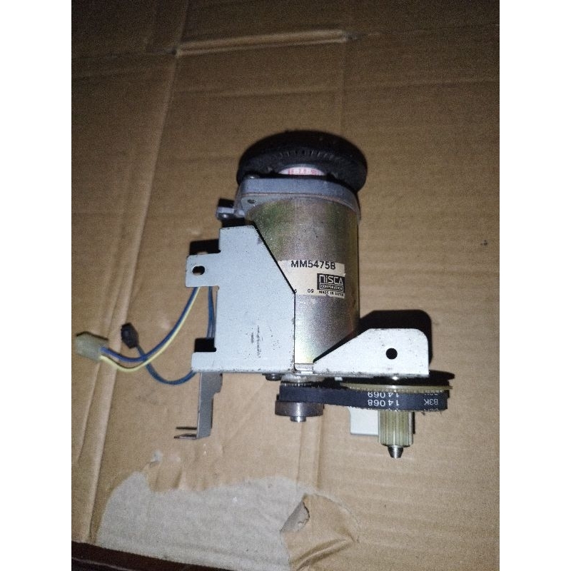 dinamo dc motor dc bekas fotocopy MM5475B