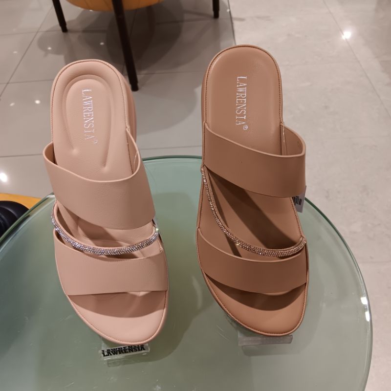 Lawrensia sandal wedges wanita