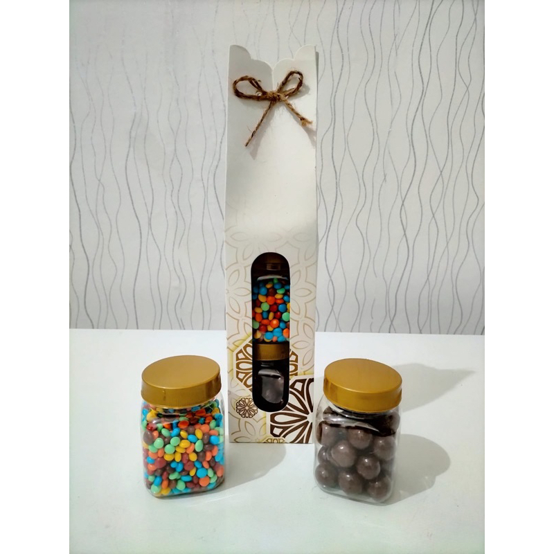 

Paket Cokelat Hampers Ekonomis Isi 2