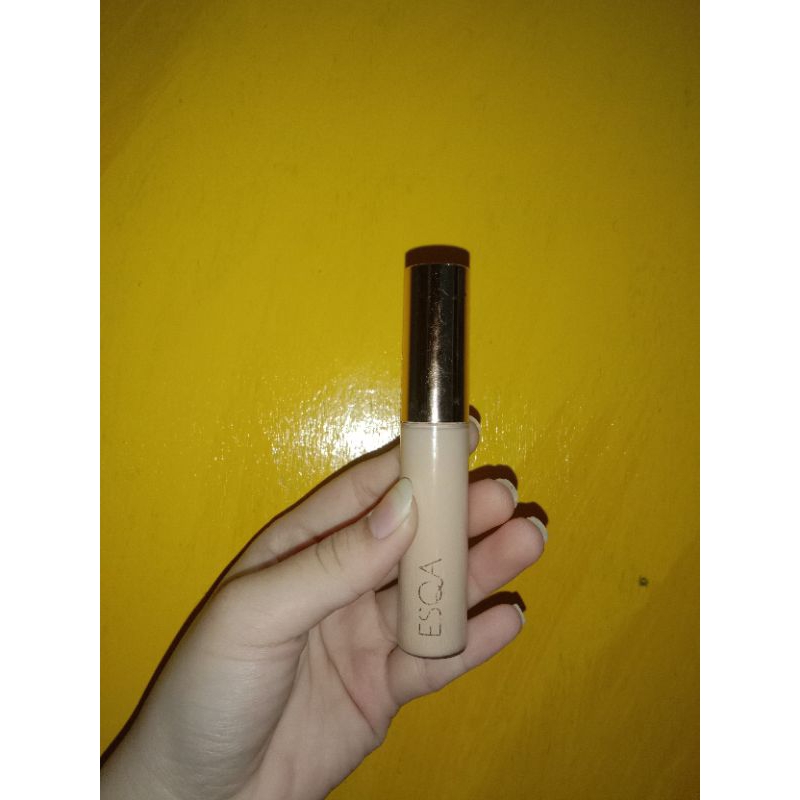 CONCEALER ESQA GRANOLA & WARDAH BEIGE PRELOVED