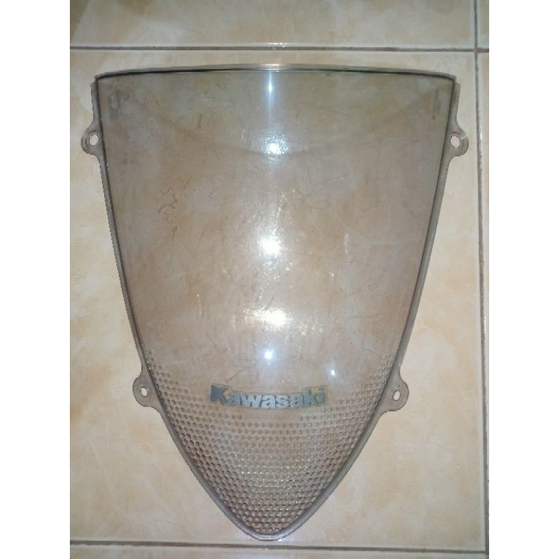visor/windshield ninja 250 karbu original