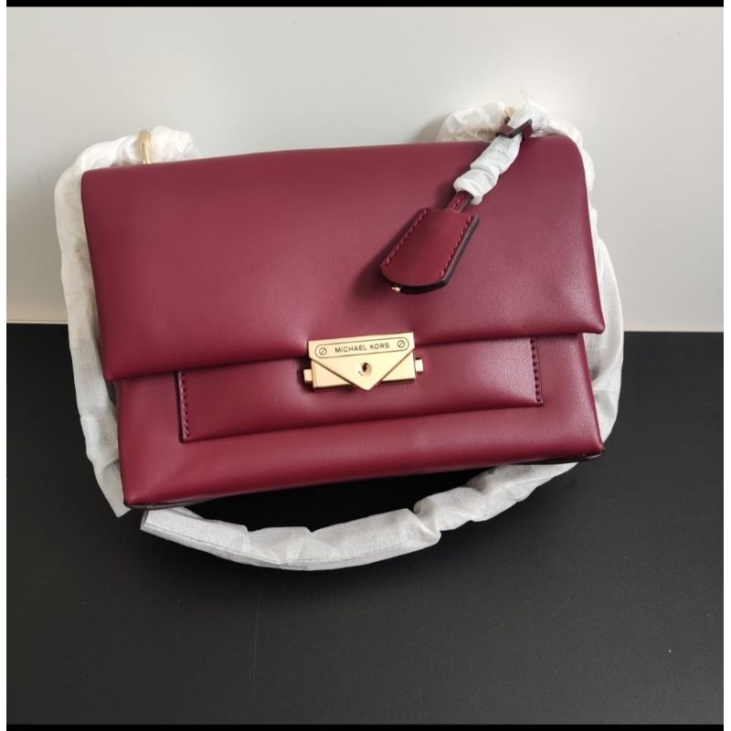Tas MK Cece medium flap shoulder dark cherry