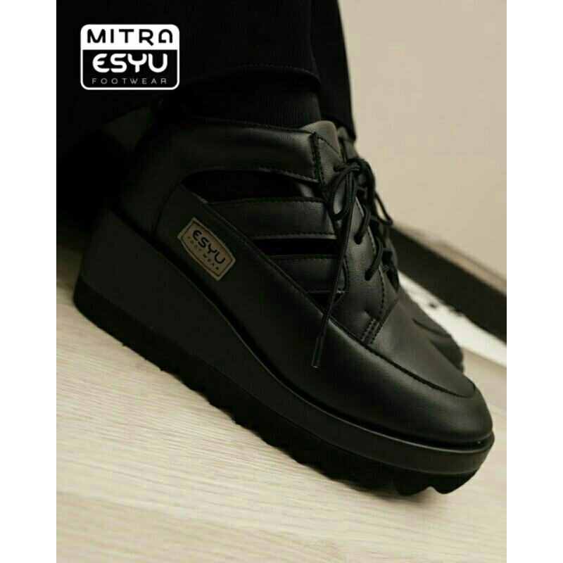 mola series sepatu wedges esyu