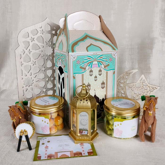 

Hampers Lebaran / IdulFitri 2024 - Kotak Spesial Design