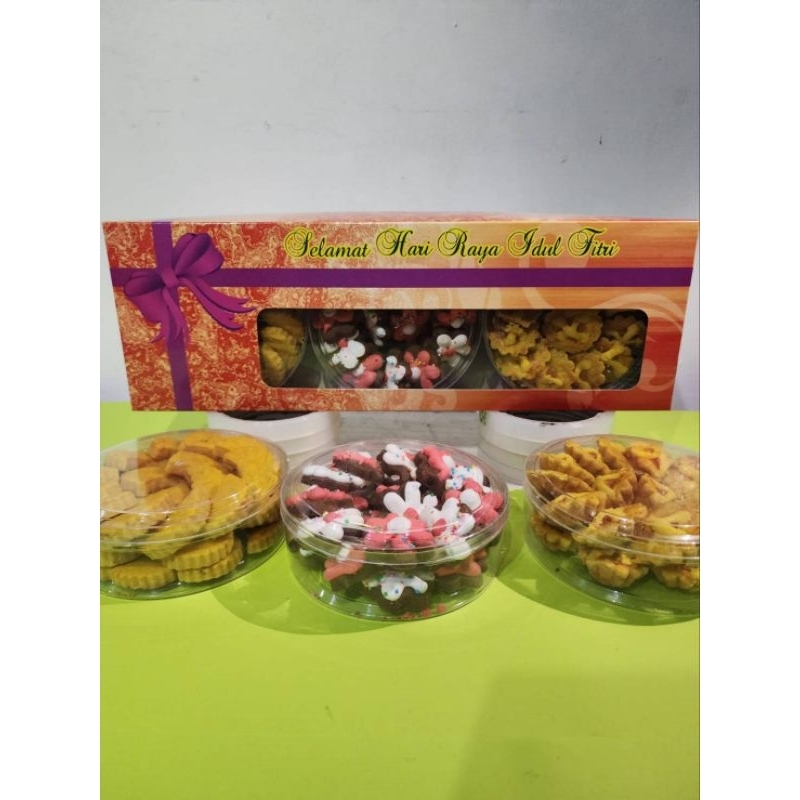 

Lily Cookies PAKET MERAH ISI 3