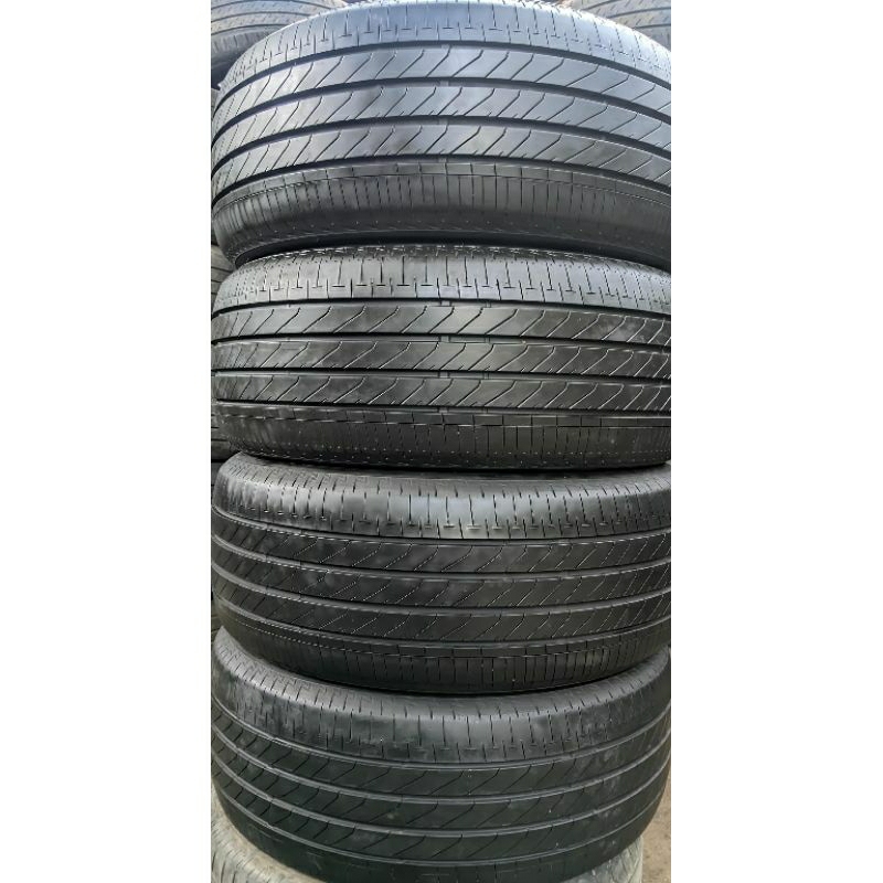 Ban 235/50 R18 Bridgestone Turanza T005 2022