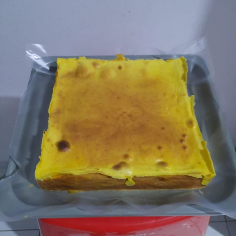 

Lapis legit original citarasa pontianak no gluten full butter wisjman full kuning telur