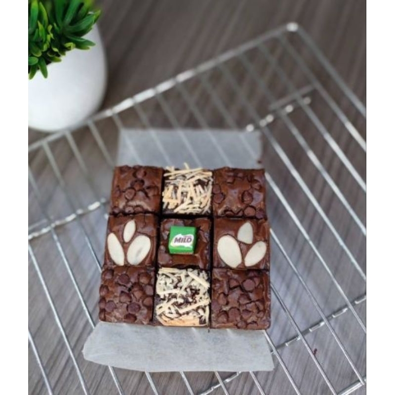 

Fudgy Brownis Mini