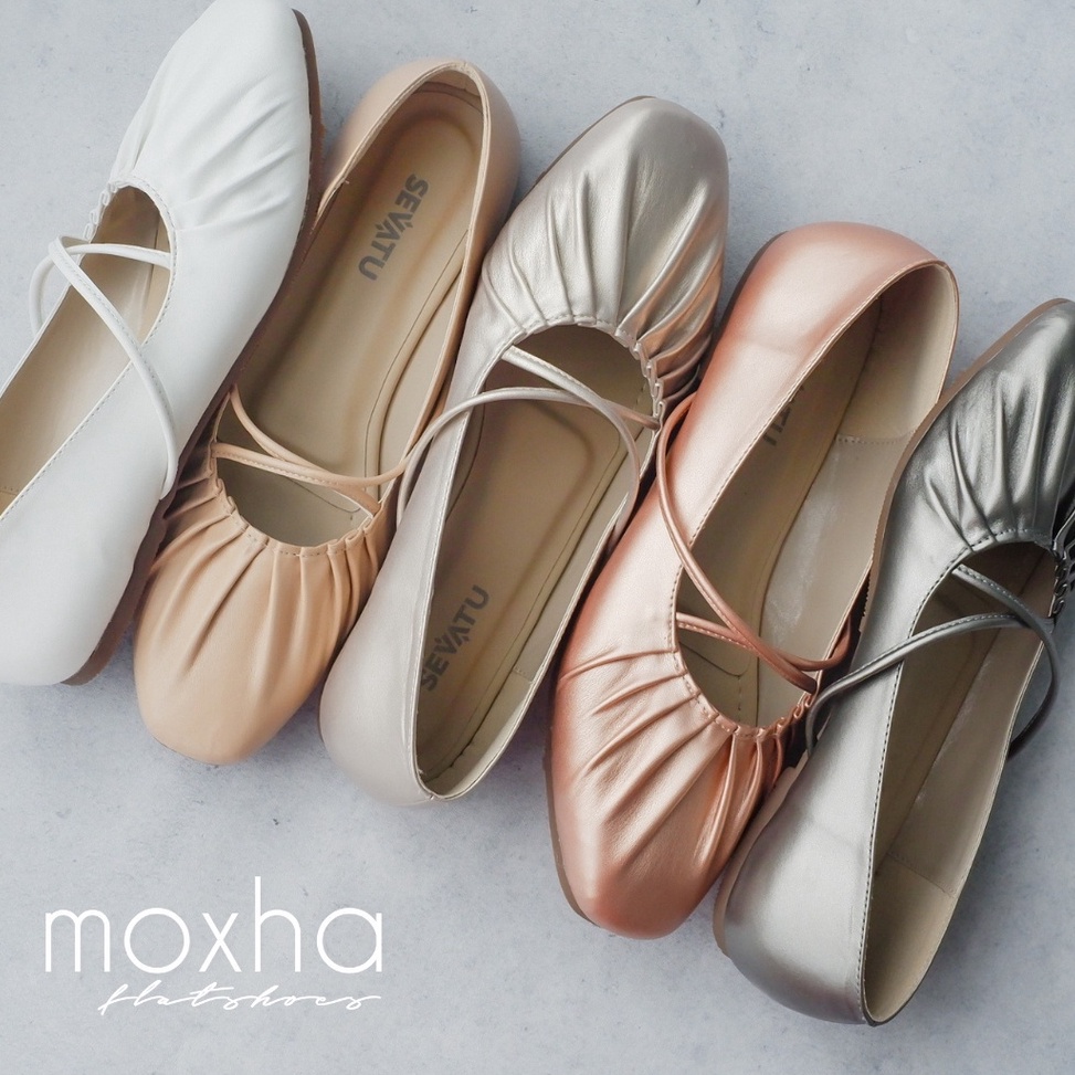 CHEKOUT Moxha Flatshoes by Sevatu