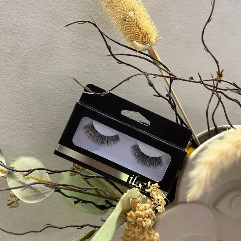 ELORA - Premium Eyelash Extension - Reusable - Natural Look 03