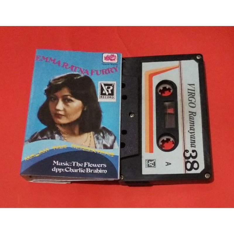 kaset pita EMMA RATNA FURRY / Malam Tak Berbintang