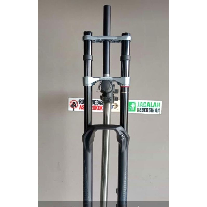 NEW Fork Rockshox Boxxer Canger 27.5 Debon Air